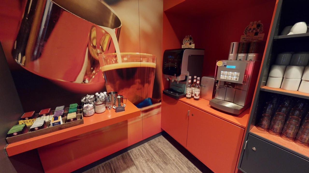 Ibis Koeln Airport Hotel 3*