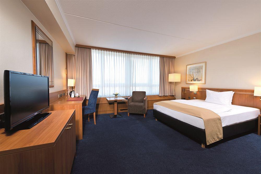 Hotel Leonardo Bonn Airport