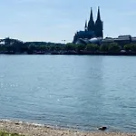 Messe Apartment Am Rhein