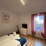 Gemuetliche Apartment Mitten In Koeln