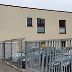 New City Rooms