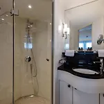 Kd Komfort Hotelschiff Koeln Altstadt