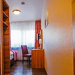 Adolphs Hotel