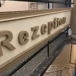 Hotel Moji Koeln