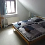404-Hostel