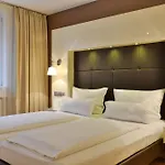 Hotel Santo