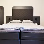 One Room Apartment In Koeln