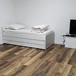Ehrenflat Appartment