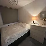 Beautiful Apartment With 60 M2 Top Location In Cologne To Work & Relax