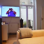 Hochwertige 4-Zimmer-Wohnung In Koeln-Suelz
