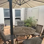 Hochwertige 4-Zimmer-Wohnung In Koeln-Suelz