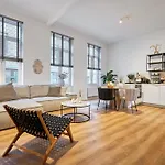 Park Avenue Apartments - Dom Mit Stil - Kueche - Parkplatz - Wlan - 65 Zoll Tv - Netflix