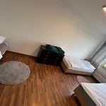 Moeblierte Apartment Im Herkules Koeln Neuehrenfeld