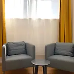 Alles Komplett - 2 Schlafzimmer, Grosse Kueche, Bad