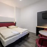 Royale Apartaments Central City Cologne
