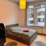 3-Room Apartment In Cologne Centre
