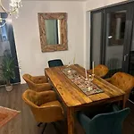 Luxurioese Ferienwohnung Mit Sauna Und Whirlpool