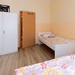Cozy Apartments In Muelheim