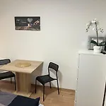 Low Budget Apartment Cologne