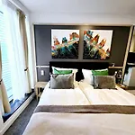 Gemuetliche Wohnung Am Rhein