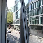 Nikos&Laurins Place Cologne Center