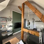 Charmante Wohnung Direkt Am Media Park Koeln