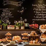 Motel One Koeln-Neumarkt