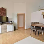 Work And Stay Apartment Cologne- Fuehlinger See