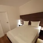 Hotel Ariana