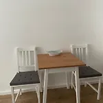 1 Zimmer Studio Apartment