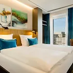 Motel One Koeln-Waidmarkt