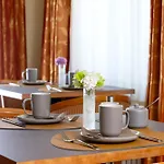 Hotel Regina -Garni Koeln