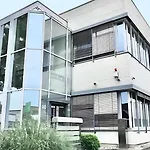 Center Hotel