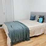 Moden Apartment In Central Cologne With Free Parking