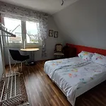 B&B Koeln Zuendorf