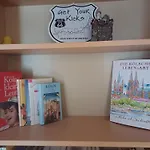B&B Koeln Zuendorf