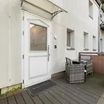 Modernes Apartement Am Rhein In Ruhiger Lage