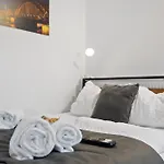 Modernes Apartement Am Rhein In Ruhiger Lage