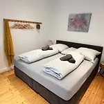Holideis Big Apartment With Terrace Koeln Center
