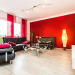 Ferienwohnung Koeln Messenaehe