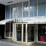 Hotel Esplanade