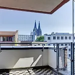 Maternushaus