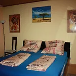 Guenstige Zimmer - Simple Rooms