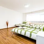 Workers Apartment Am Wiener Platz
