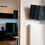 Exklusives Penthouse! Mit Wlan, Tiefgarage, 2 Fernseher Etc.