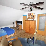 B&B Am See Koeln - Privatzimmer