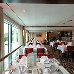 Crossgates Hotelship 4 Star - Altstadtnord - Koeln