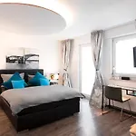 1st Floor Köln