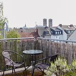 Hotel Pilar Garni
