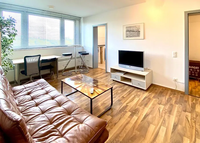Domspitzen-Blick, Cooles 2 Zimmer Apt Mit Indoor-Swimmingpool Auf Dem Dach, Kueche Und Smart-Tv